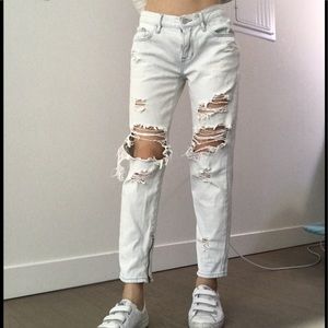 Kendall & Kylie Distress Boyfriend Zipper Jeans